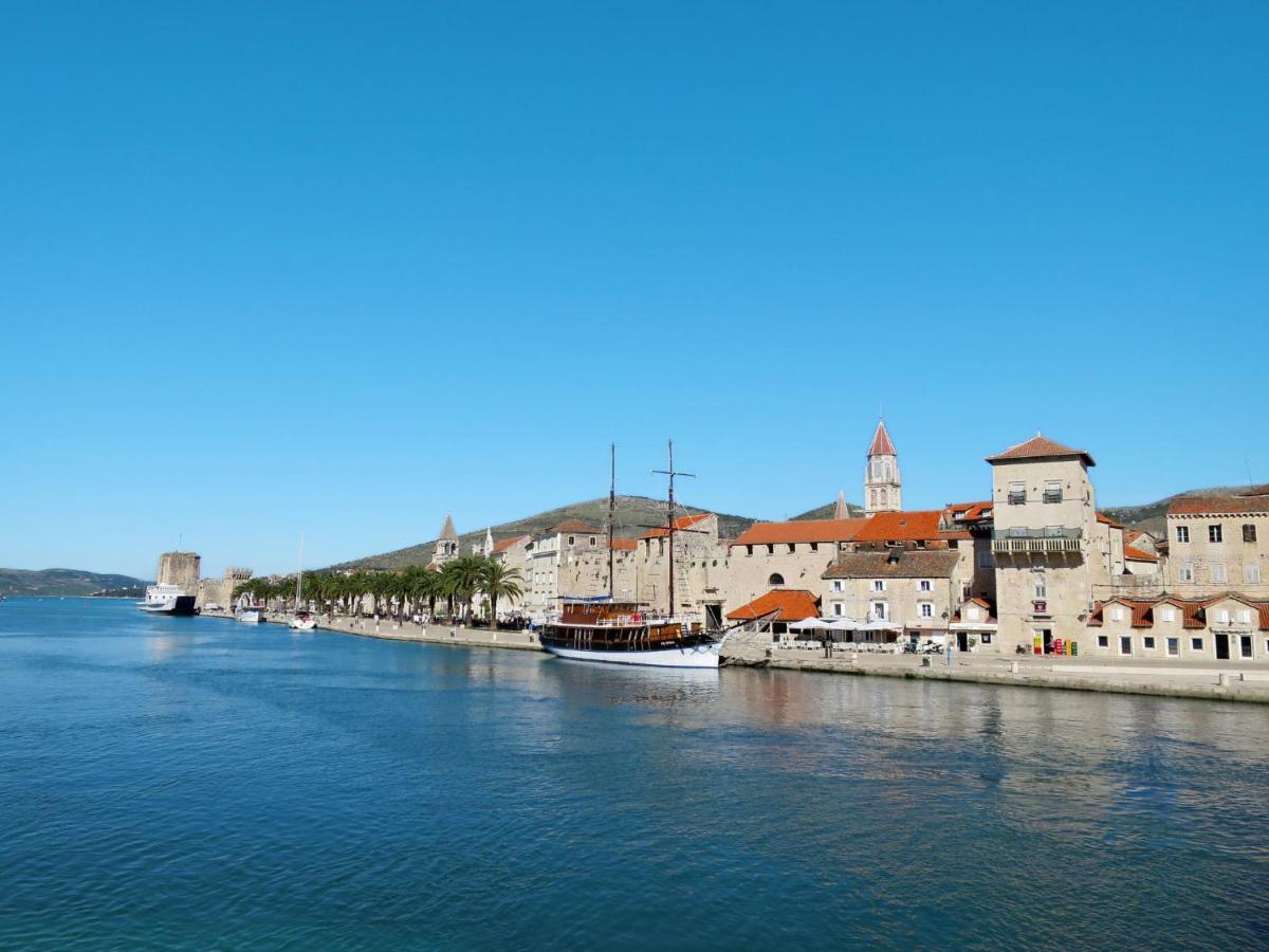 Apartment Giljo-2 By Interhome Trogir Dış mekan fotoğraf